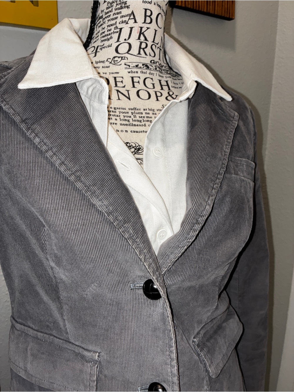LONDONJEAN Grey Corduroy Tailored Women's Blazer